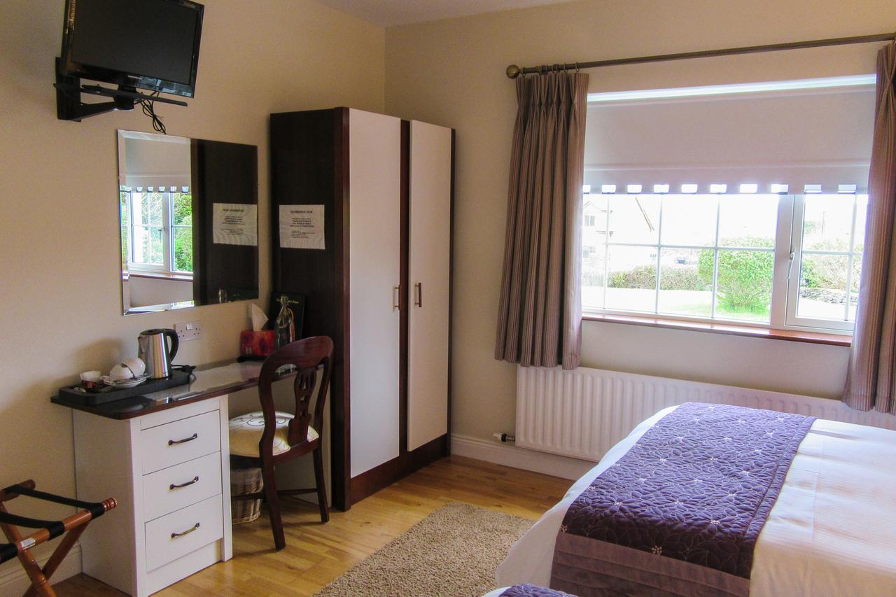 Doonshean View Bed And Breakfast Дингъл Екстериор снимка